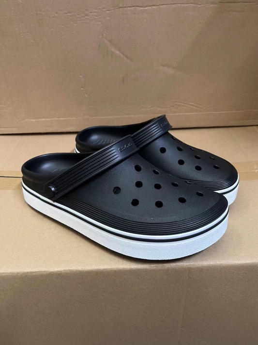 Crocs premium