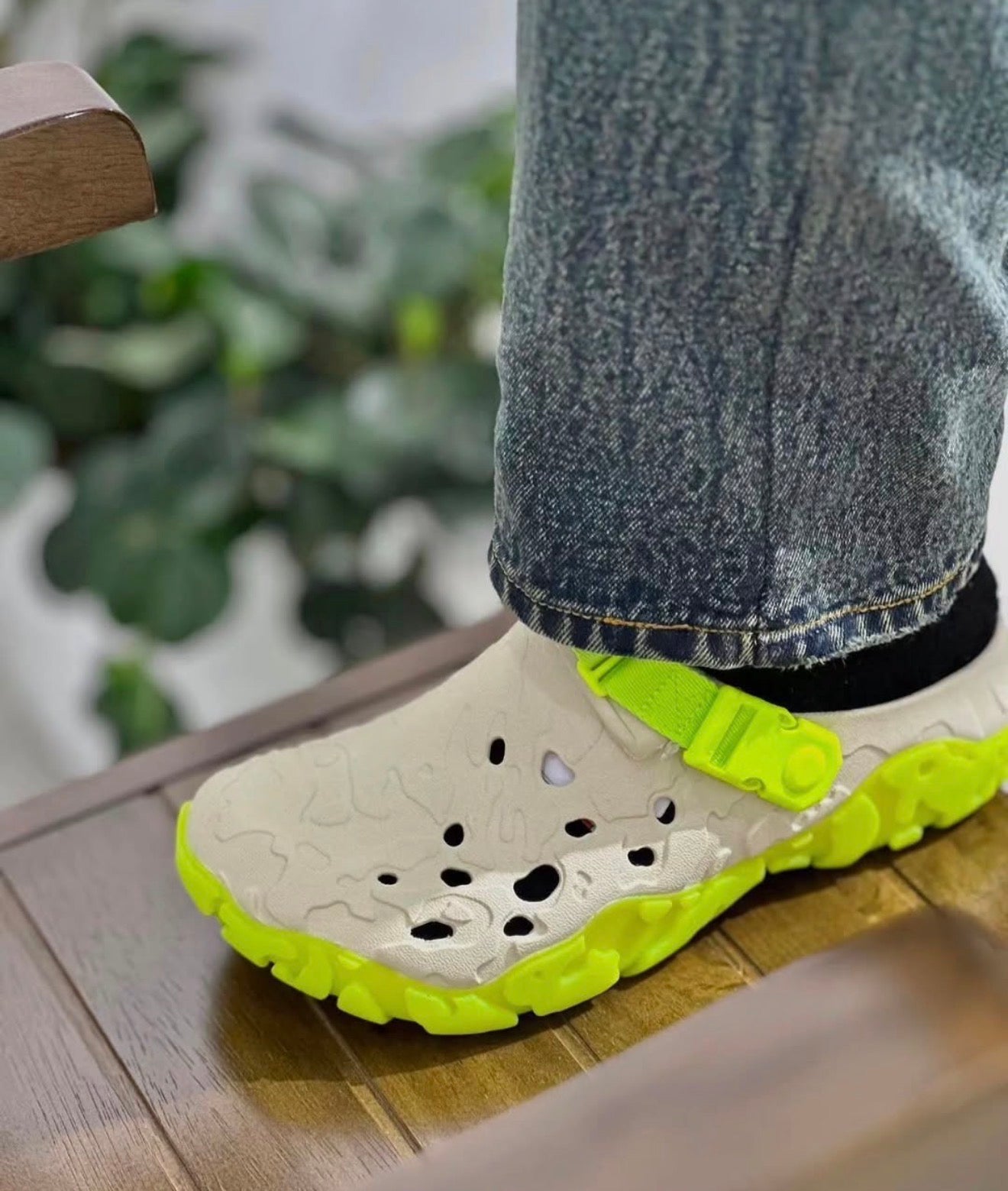 Crocs full power