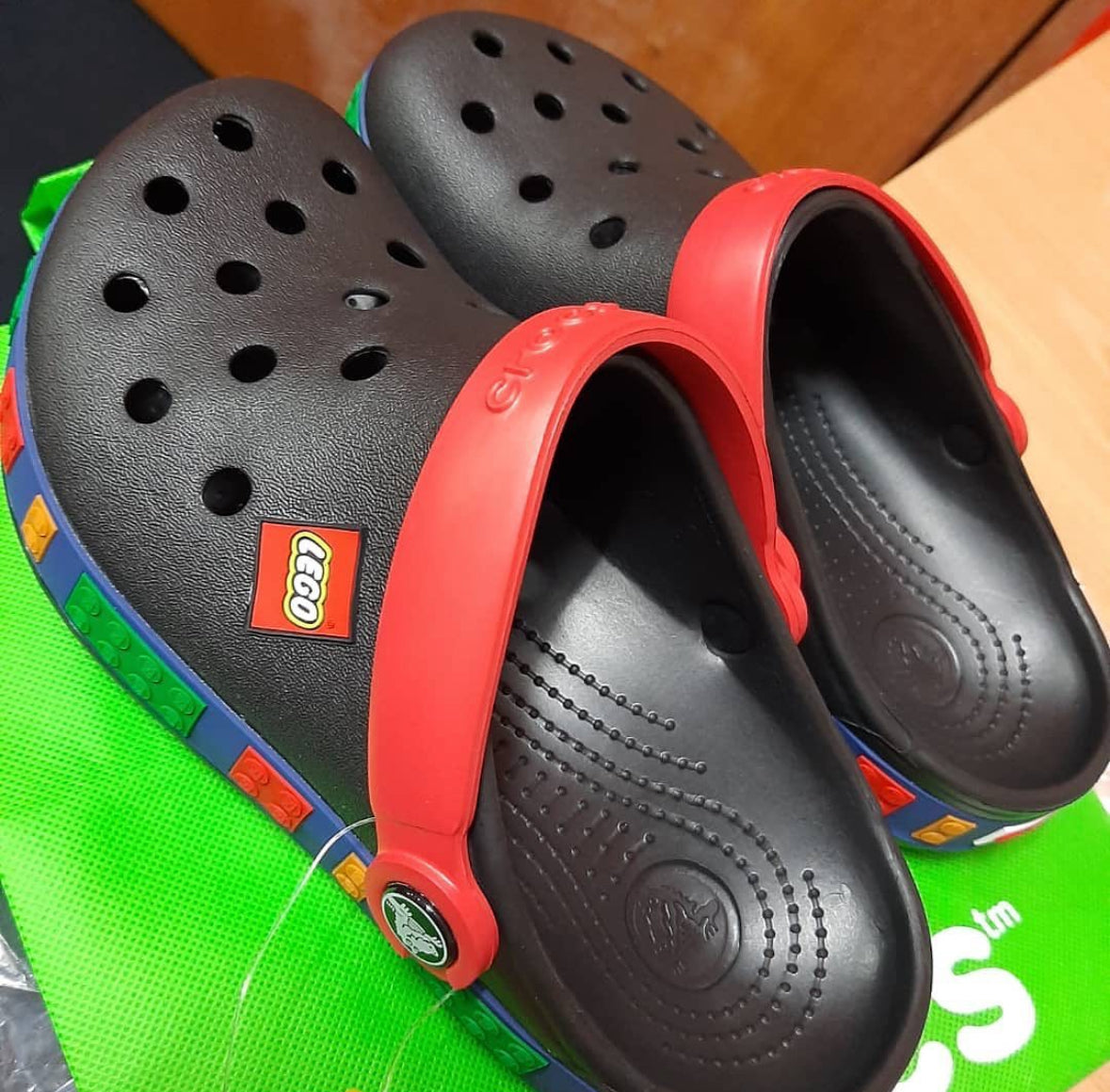 Crocs lego enfant