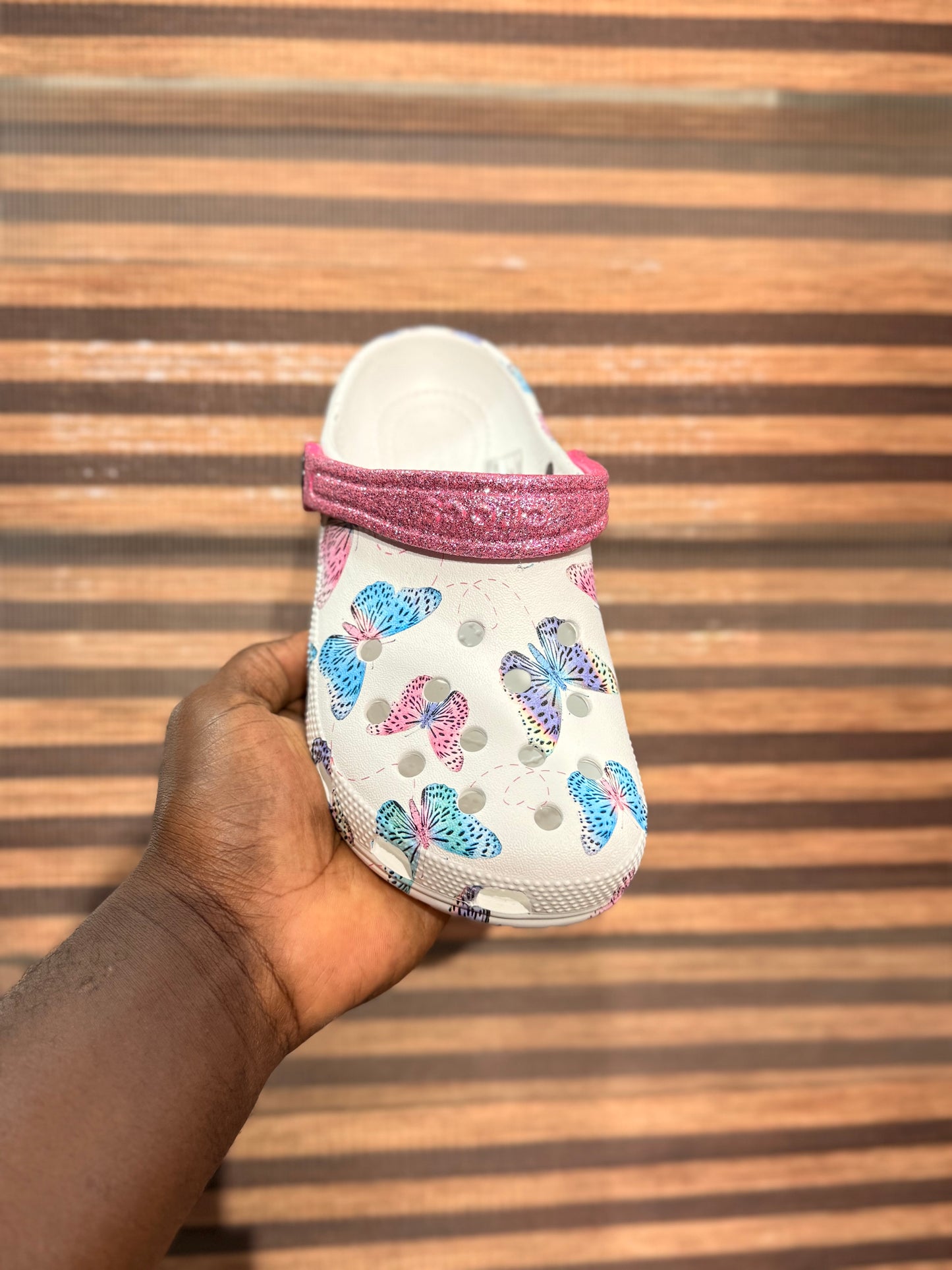 Crocs papillon enfant