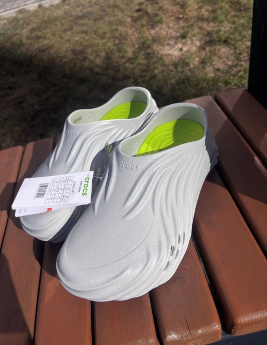 Crocs wave
