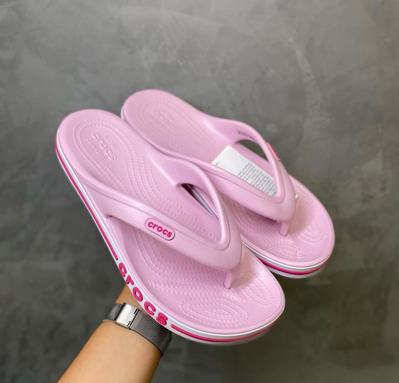 Crocs flip