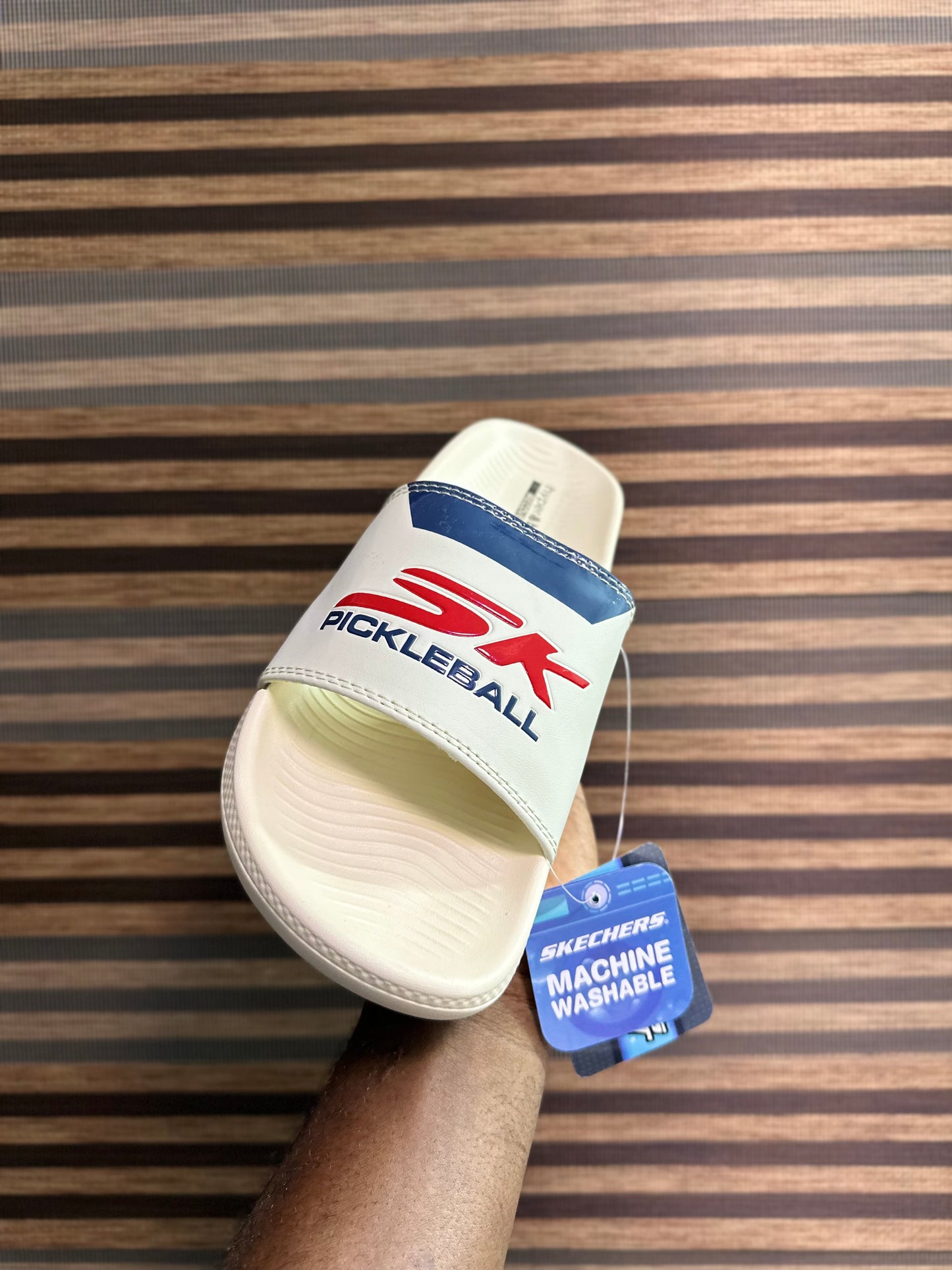Skechers slide