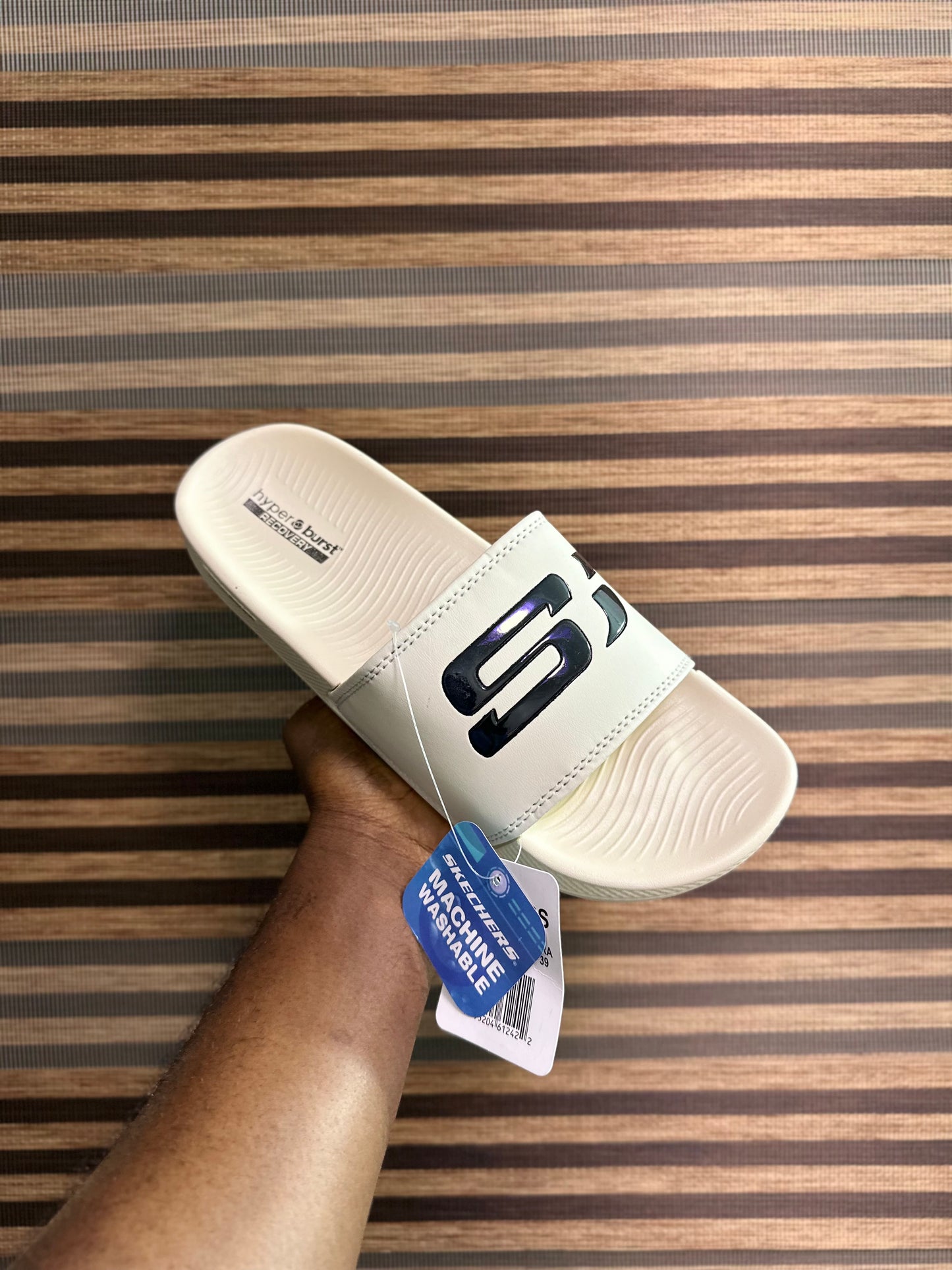 Skechers slide