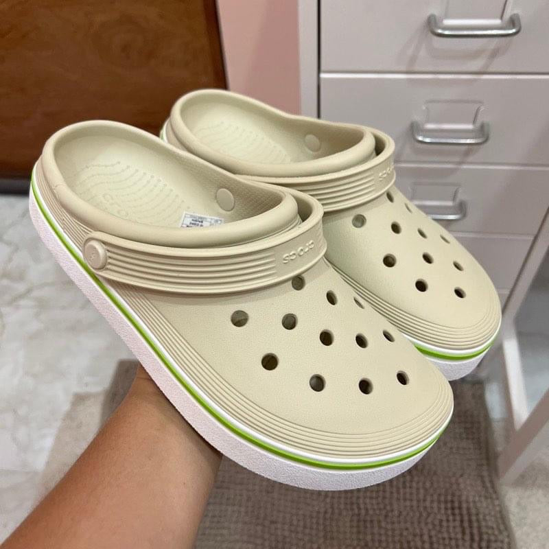 Crocs Premium beige